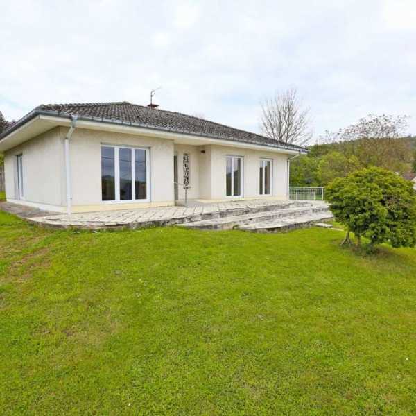 Maison LAY ST CHRISTOPHE 5 Pièces 235m²